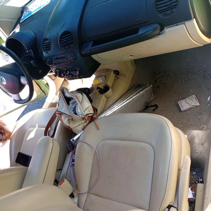 2000 Volkswagen New Beetle - Image 7 of 7