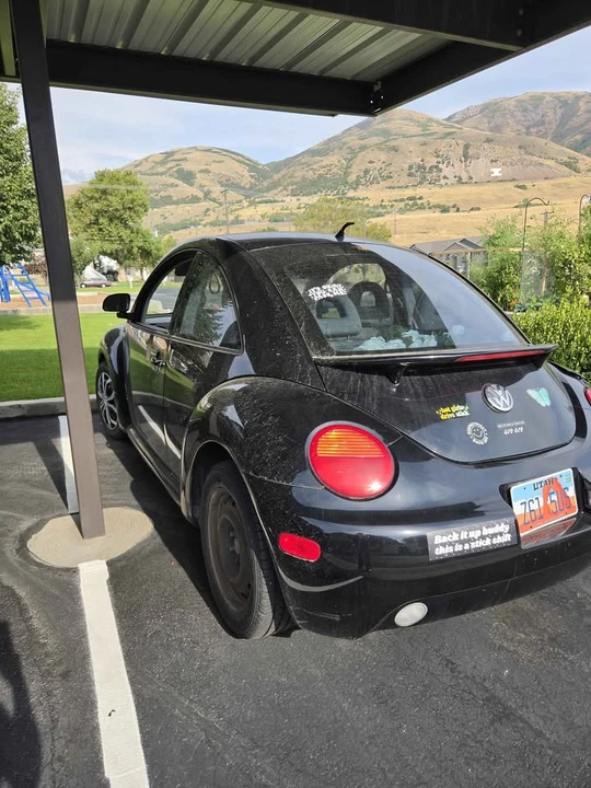 2000 Volkswagen New Beetle - Image 5 of 12
