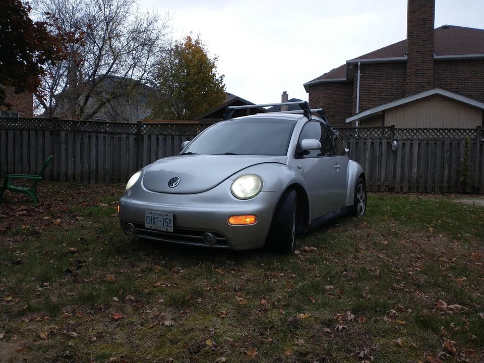 2000 Volkswagen New Beetle - Image 2 of 28