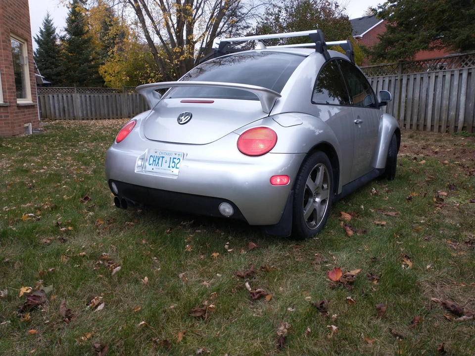 2000 Volkswagen New Beetle - Image 9 of 28