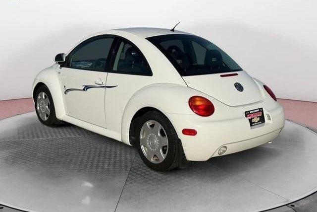 2000 Volkswagen New Beetle - Image 2 of 15