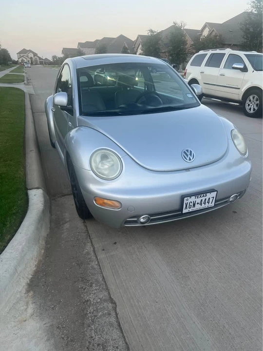 2000 Volkswagen New Beetle - Image 2 of 20
