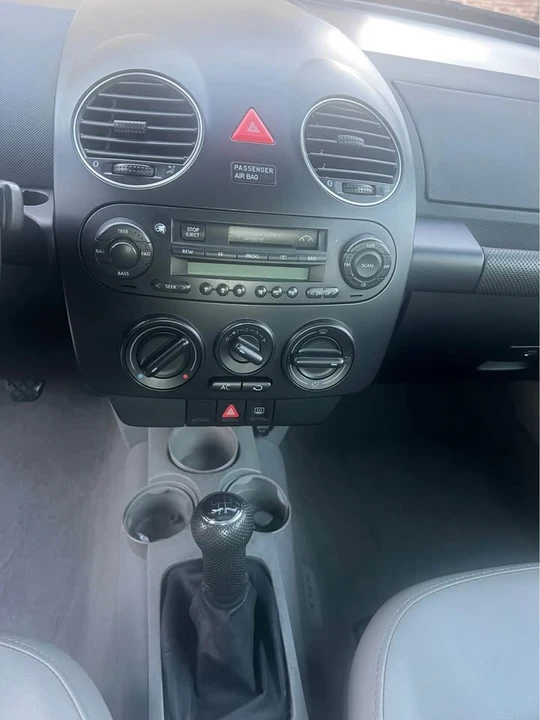 2000 Volkswagen New Beetle - Image 17 of 20