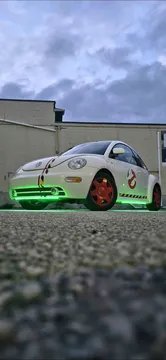 2000 Volkswagen New Beetle GLS Hatchback 2D