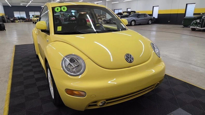 2000 Volkswagen New Beetle - Image 11 of 20