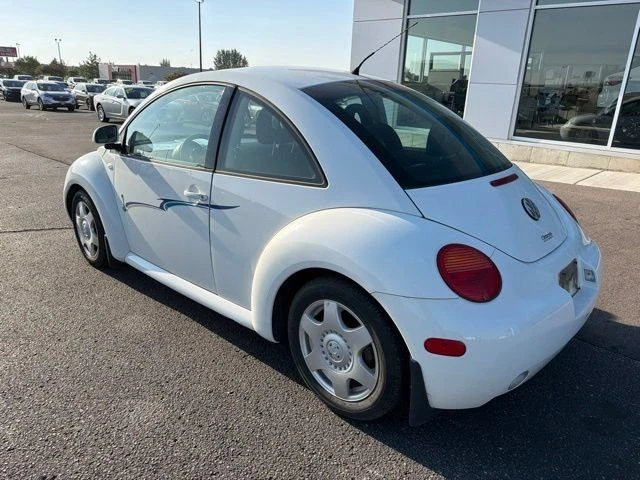 2000 Volkswagen New Beetle - Image 2 of 8