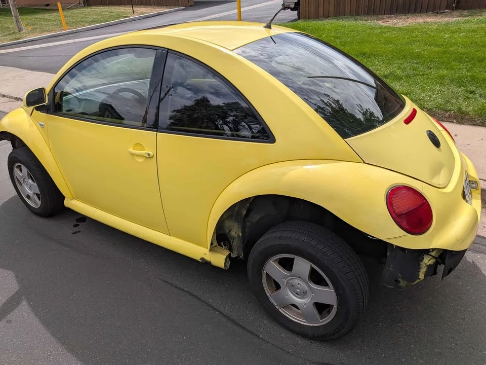 2000 Volkswagen New Beetle - Image 6 of 13