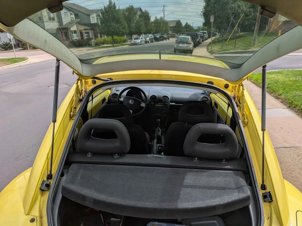 2000 Volkswagen New Beetle - Image 11 of 13