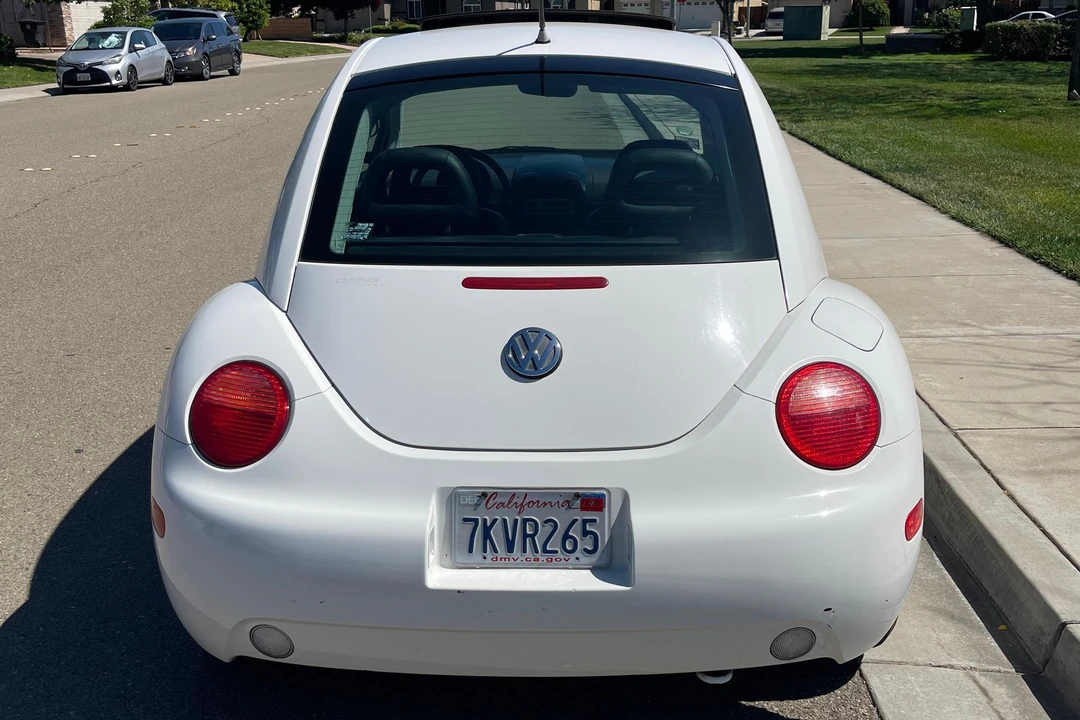 2000 Volkswagen New Beetle - Image 5 of 31
