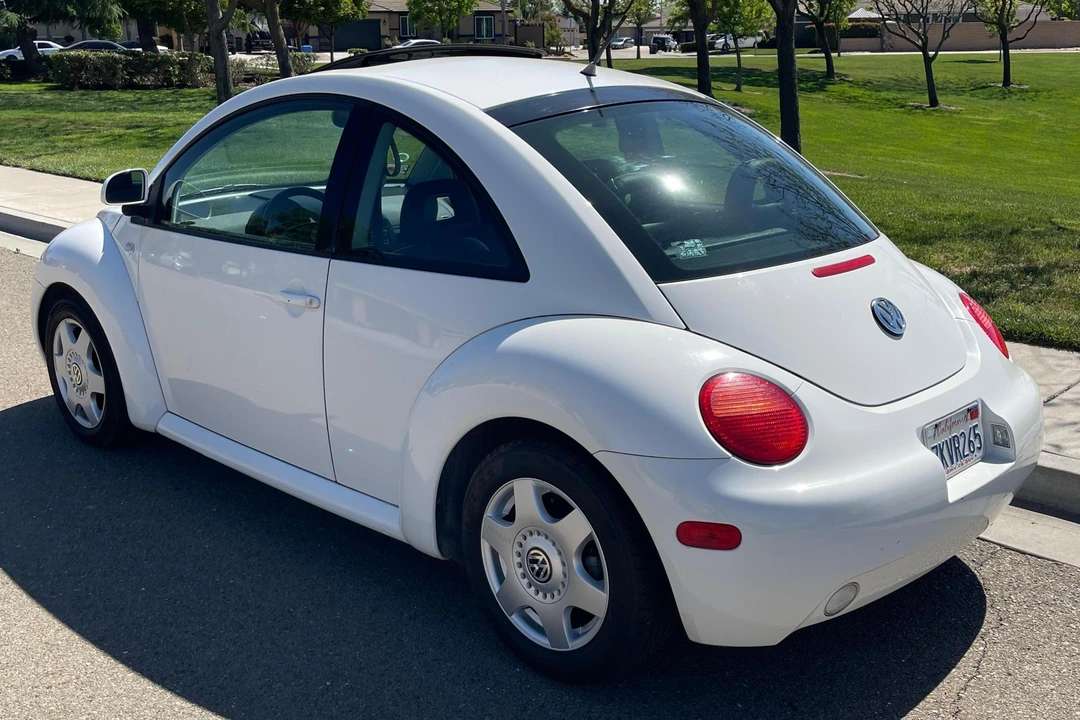 2000 Volkswagen New Beetle - Image 4 of 31