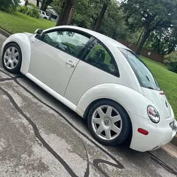 2000 Volkswagen New Beetle