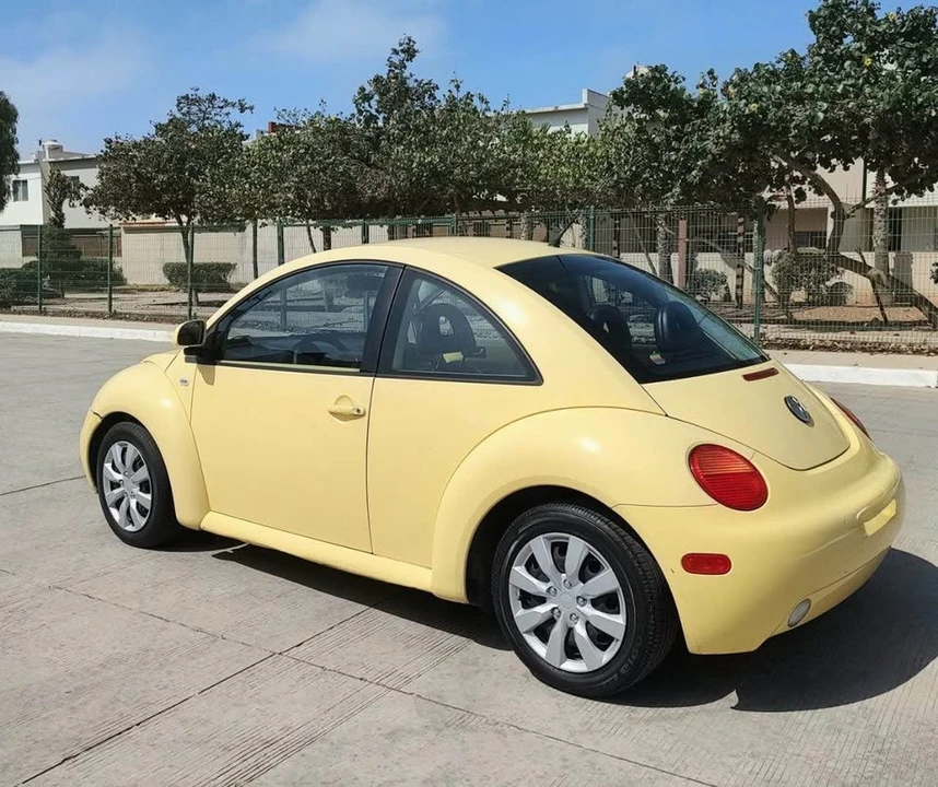 2000 Volkswagen New Beetle - Image 14 of 17