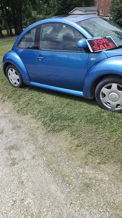 2000 Volkswagen New Beetle - Image 3 of 4