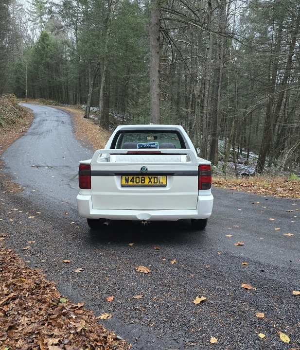 2000 Volkswagen Caddy/Rabbit Pickup - Image 5 of 21