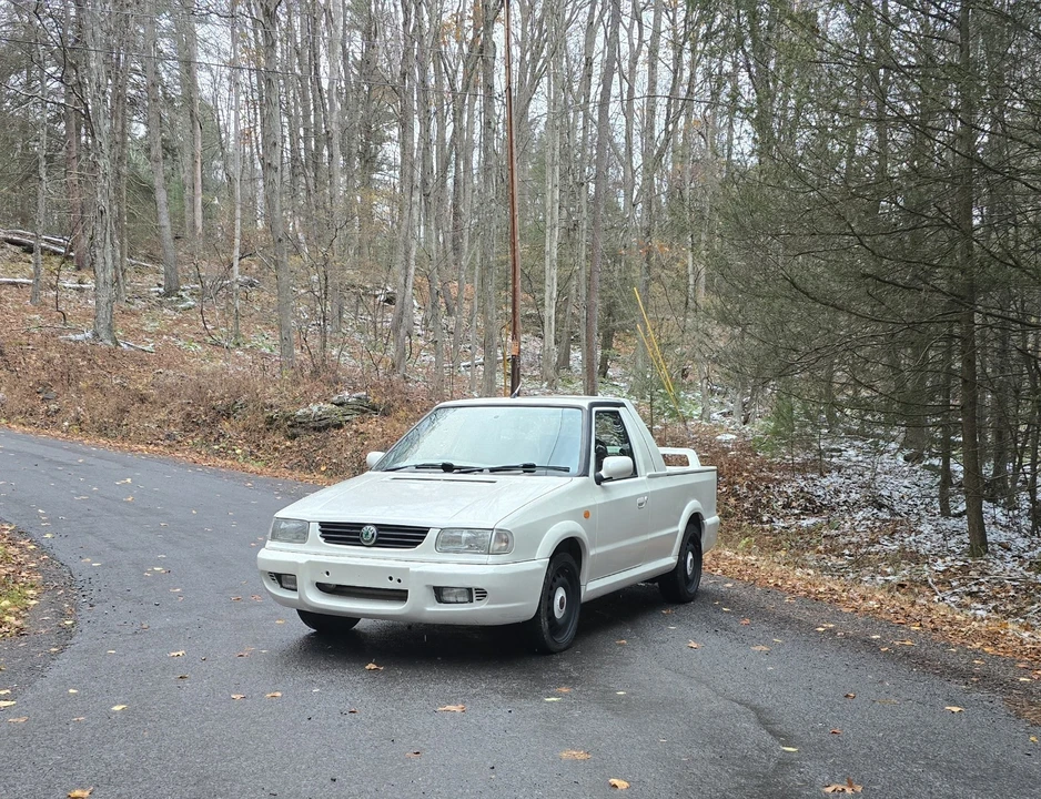 2000 Volkswagen Caddy/Rabbit Pickup - Image 12 of 21