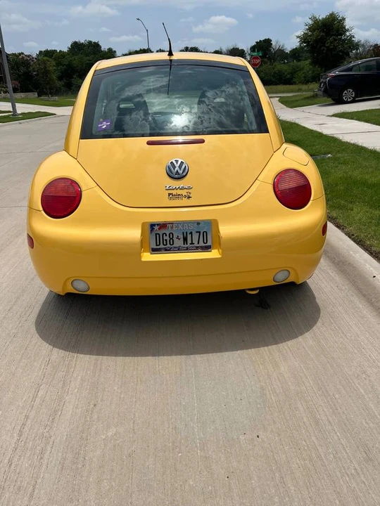 2000 Volkswagen New Beetle - Image 4 of 4