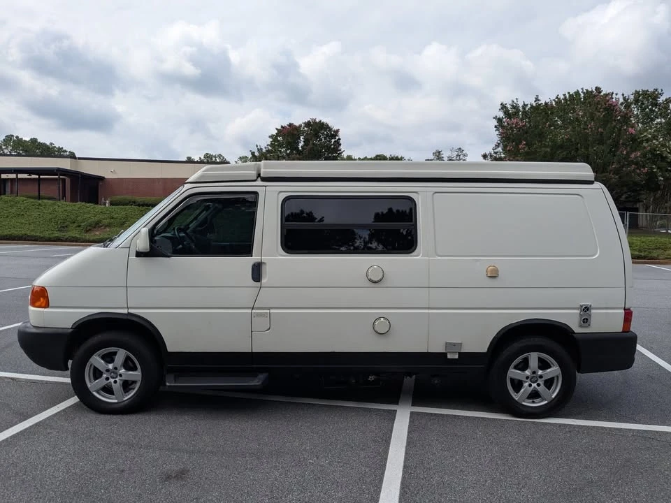 2000 Volkswagen EuroVan - Image 16 of 18
