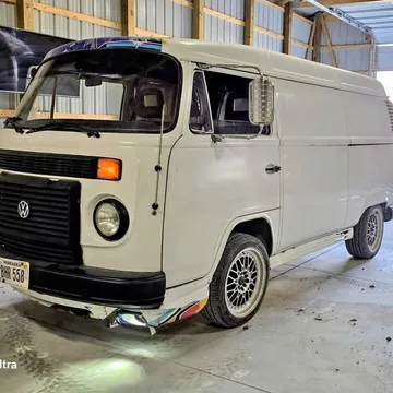 2000 Volkswagen Bus