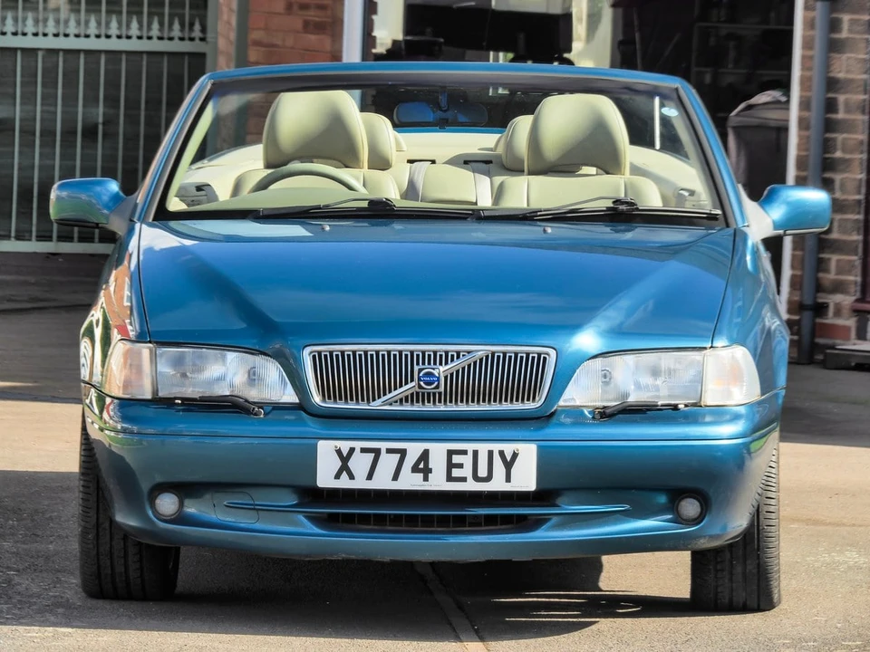 2000 Volvo C70 1st Gen - Image 3 of 30