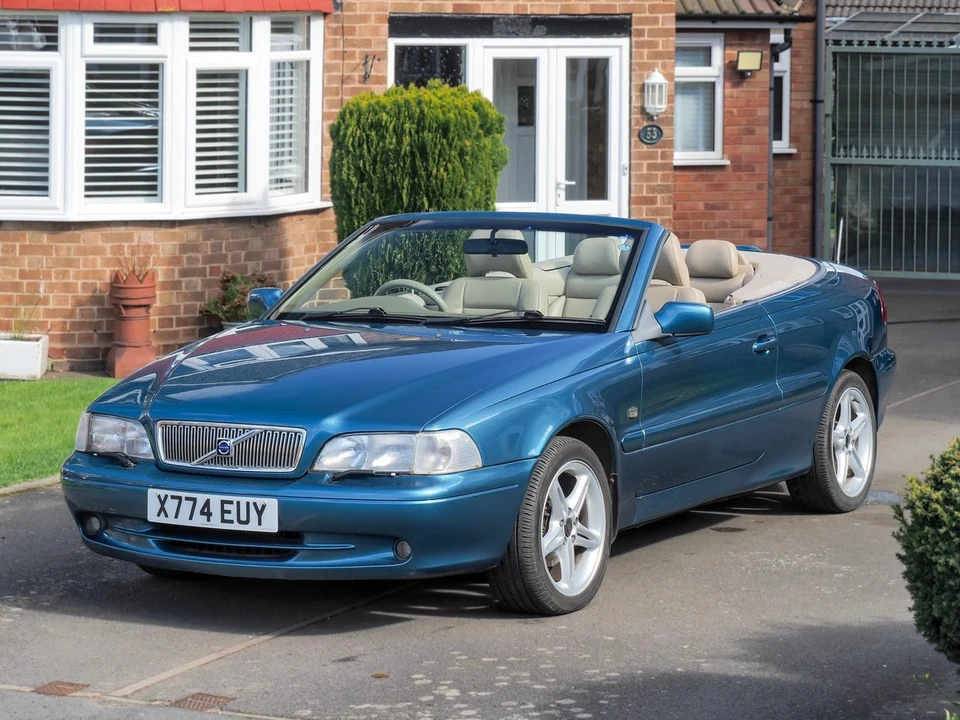 2000 Volvo C70 1st Gen - Image 4 of 30