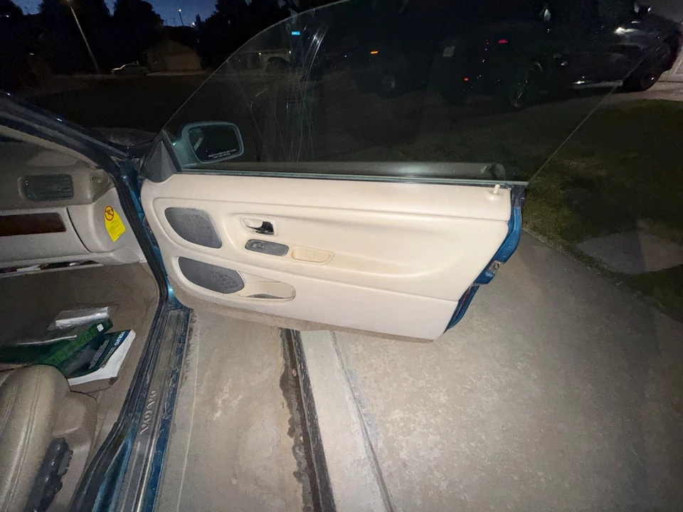 2000 Volvo C70 1st Gen - Image 11 of 14