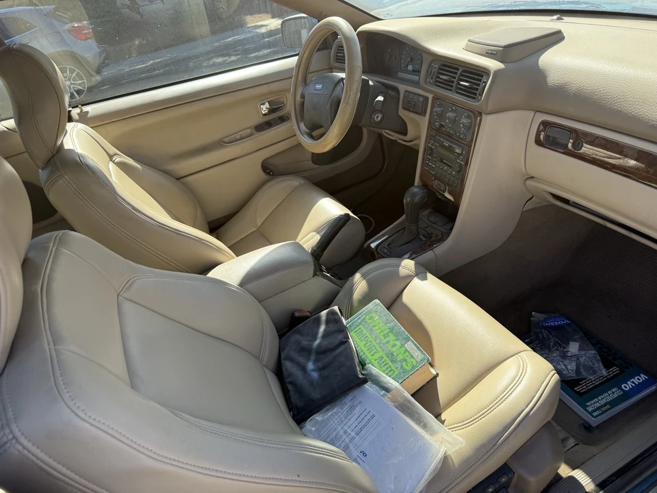 2000 Volvo C70 1st Gen - Image 7 of 14
