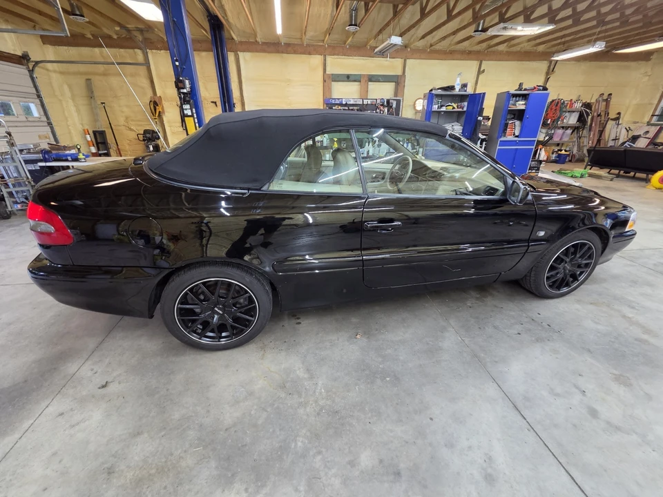2000 Volvo C70 1st Gen - Image 18 of 28