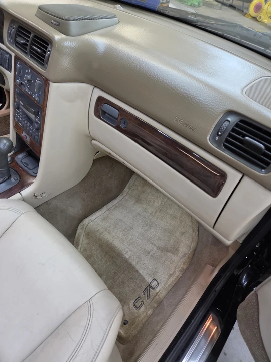 2000 Volvo C70 1st Gen - Image 26 of 28