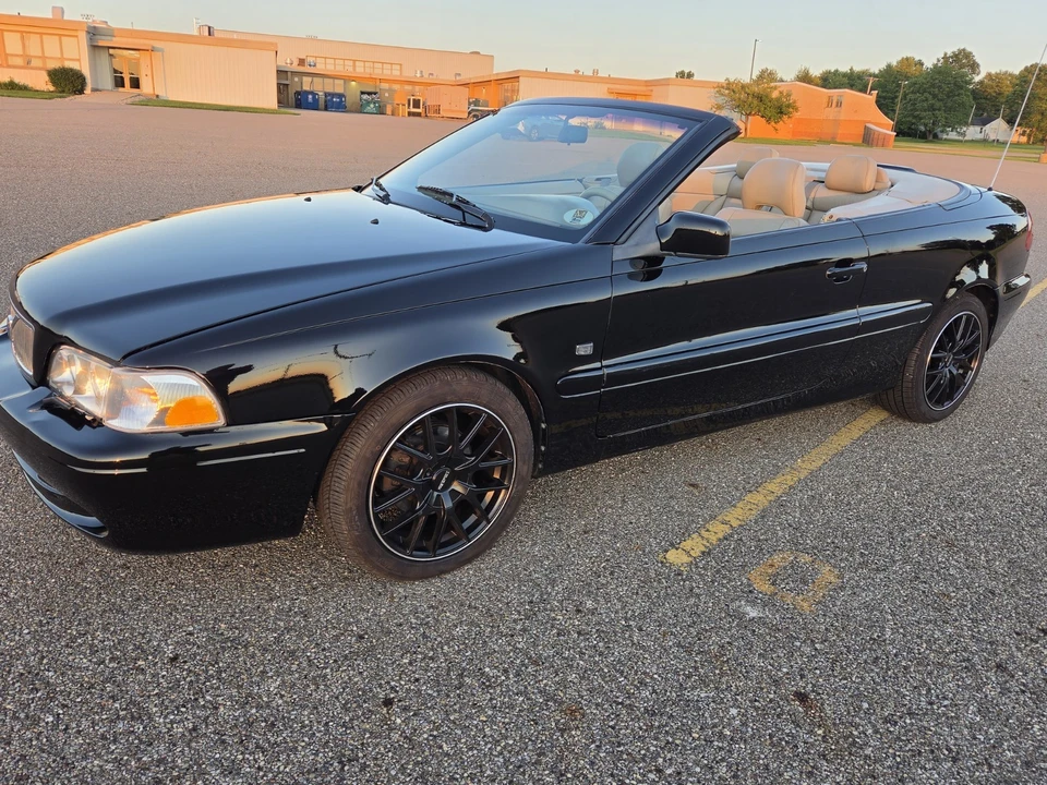 2000 Volvo C70 1st Gen - Image 2 of 28