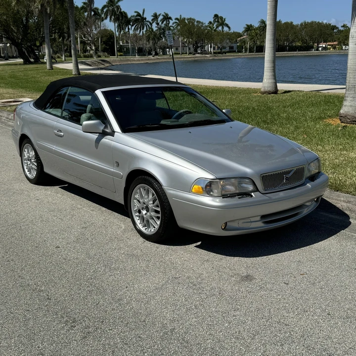 2000 Volvo C70 1st Gen - Image 2 of 12