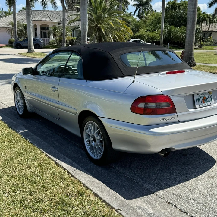 2000 Volvo C70 1st Gen - Image 9 of 12