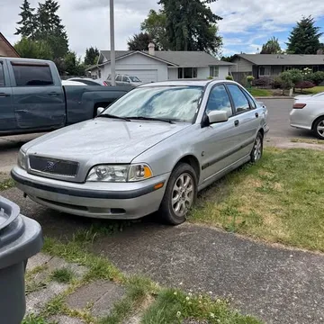 2000 Volvo S40