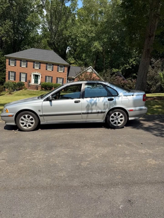 2000 Volvo S40 1st Gen - Image 3 of 5