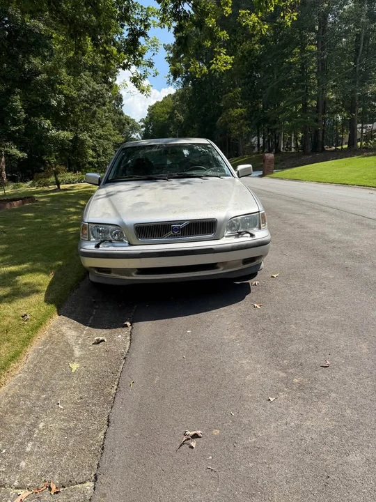 2000 Volvo S40 1st Gen - Image 2 of 5