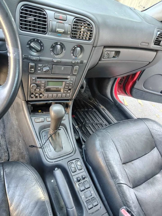 2000 Volvo S40 1st Gen - Image 7 of 7