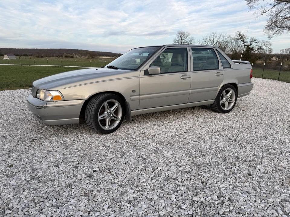 2000 Volvo S70 - Image 2 of 19