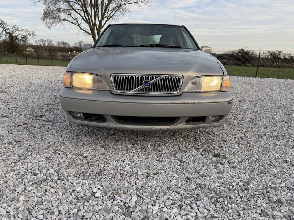2000 Volvo S70 - Image 3 of 19