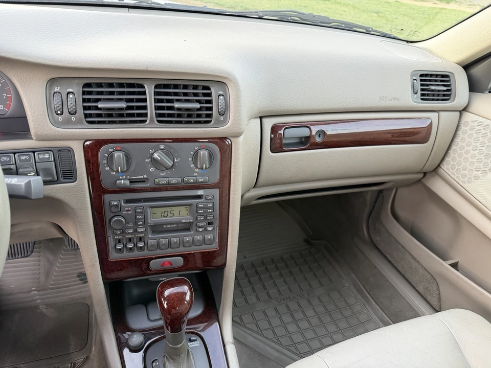 2000 Volvo S70 - Image 10 of 19