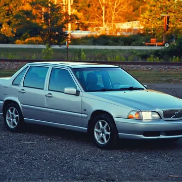 2000 Volvo S70 SE Sedan 4D