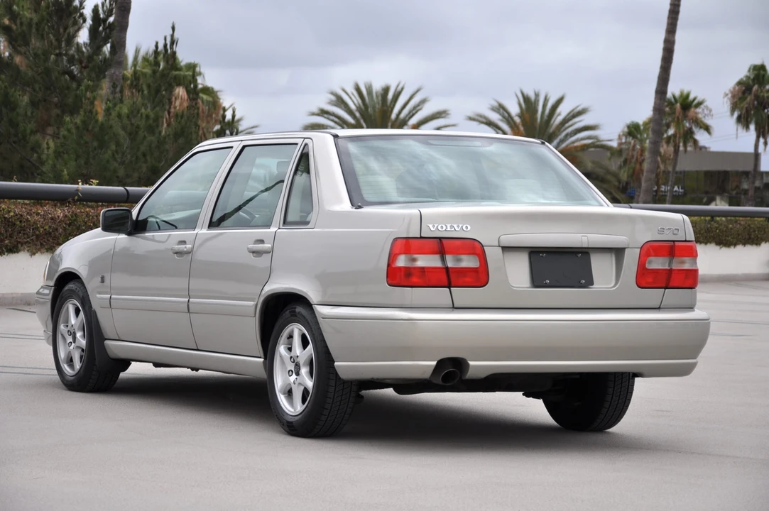 2000 Volvo S70 - Image 9 of 31