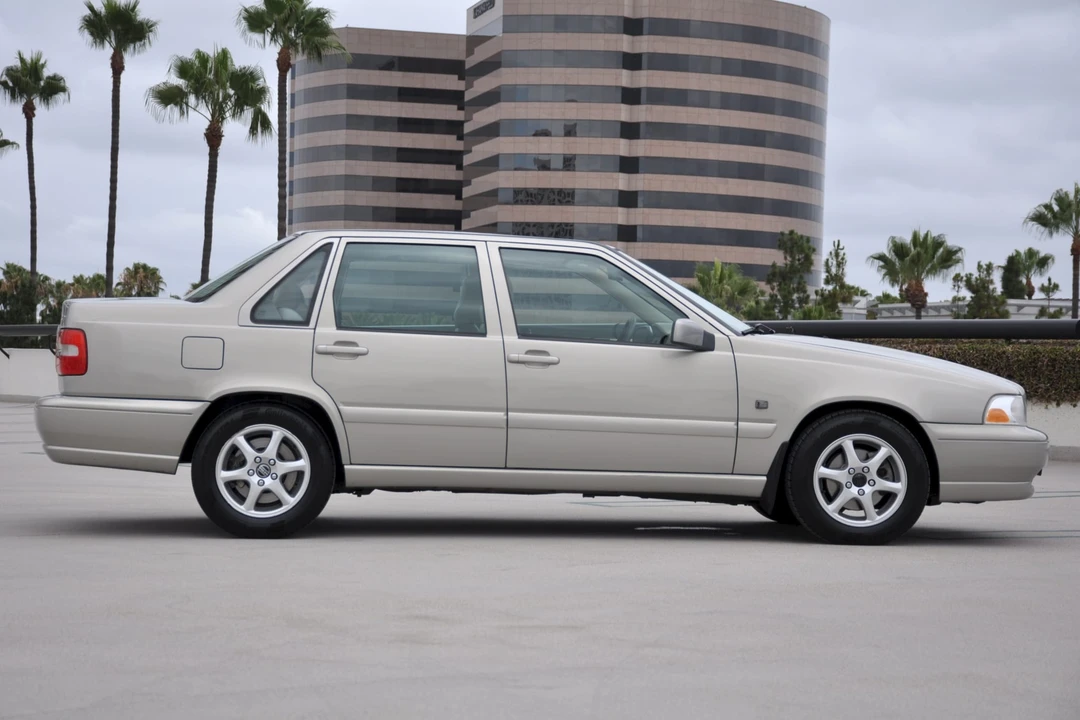 2000 Volvo S70 - Image 5 of 31