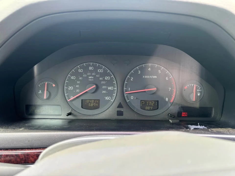 2000 Volvo S80 1st Gen - Image 5 of 12