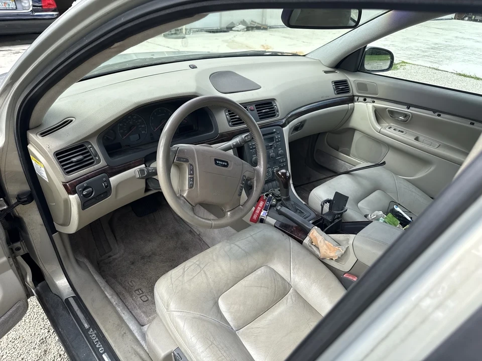2000 Volvo S80 1st Gen - Image 6 of 6