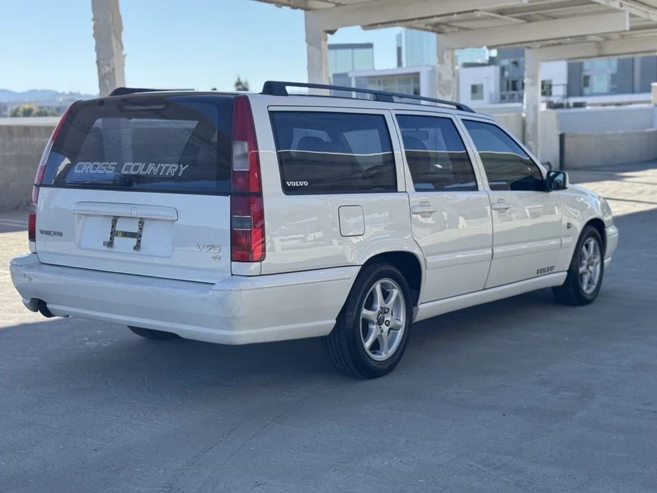 2000 Volvo V70 2nd Gen - Image 3 of 21