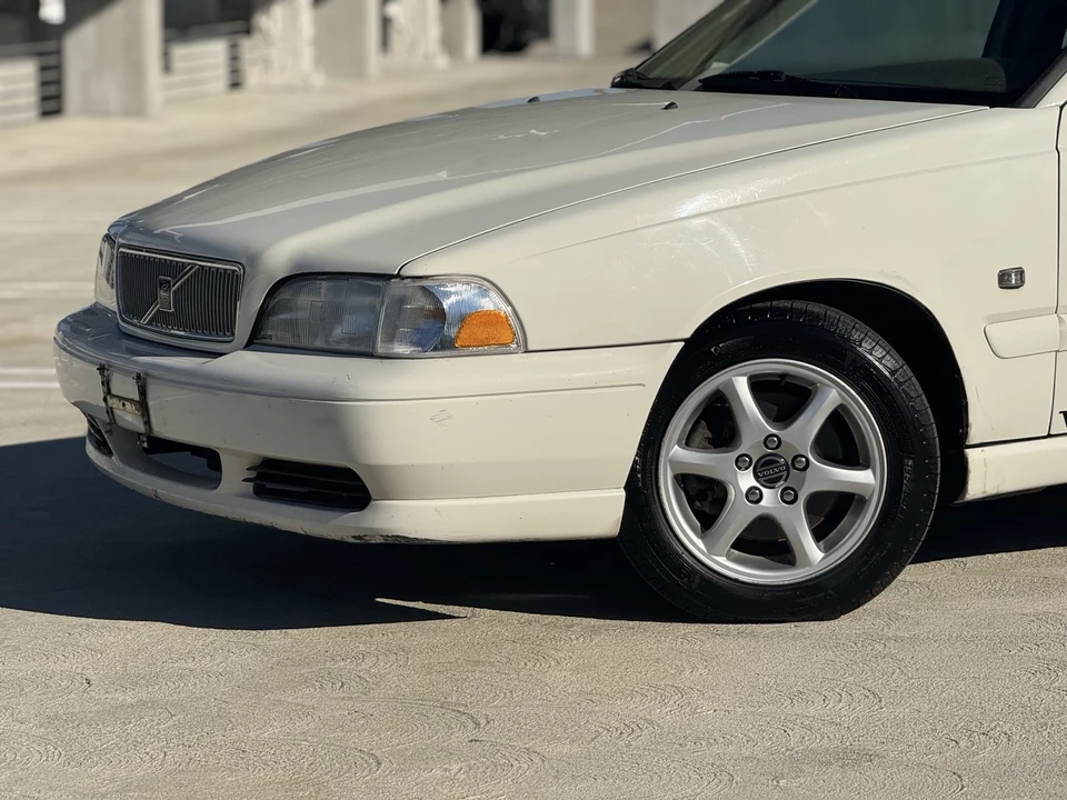 2000 Volvo V70 2nd Gen - Image 10 of 21