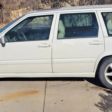 2000 Volvo V70