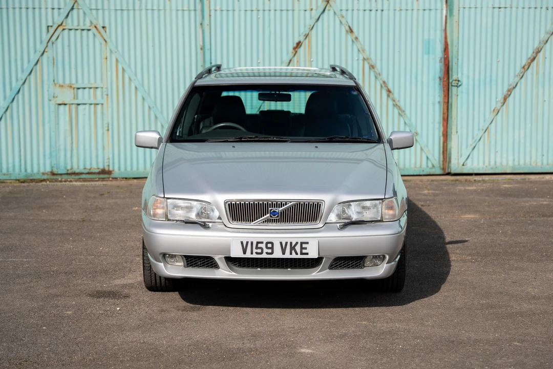 2000 Volvo V70 R 1st Gen - Image 10 of 31