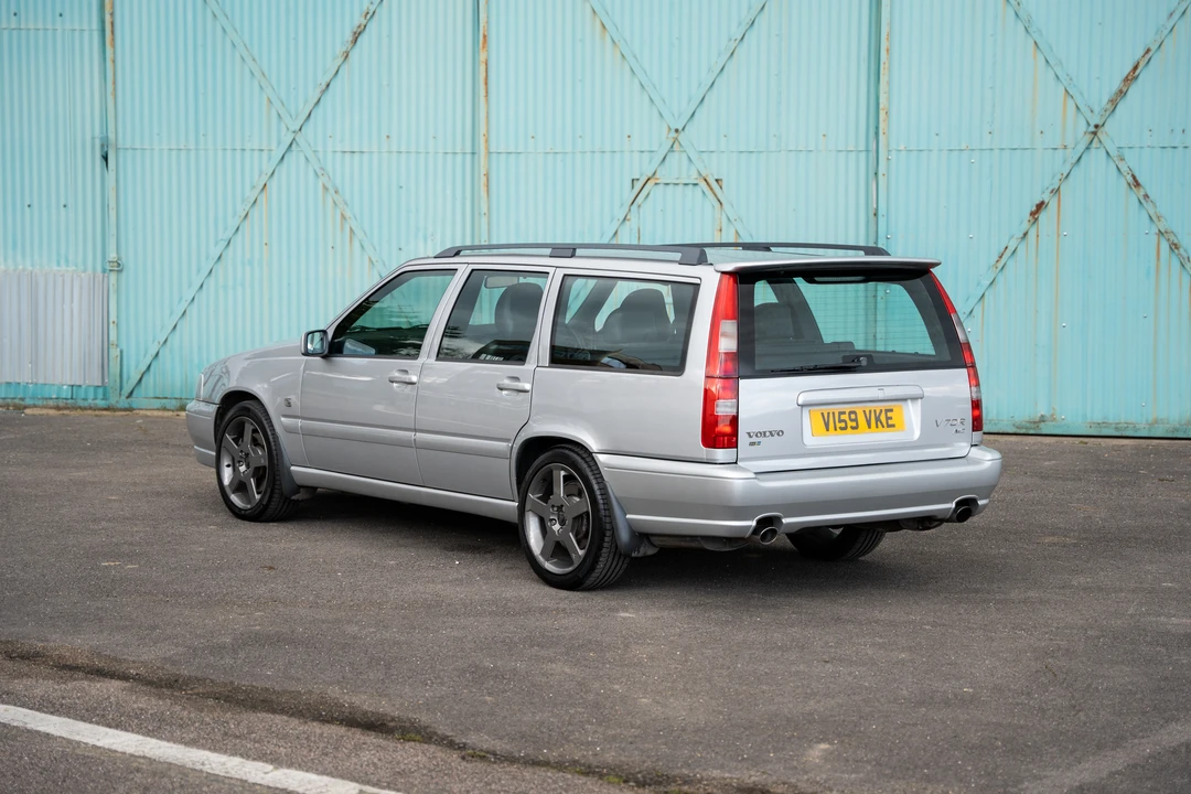 2000 Volvo V70 R 1st Gen - Image 15 of 31