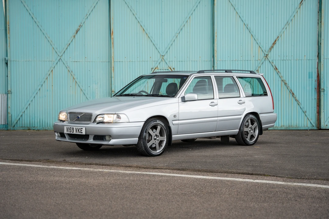 2000 Volvo V70 R 1st Gen - Image 9 of 31