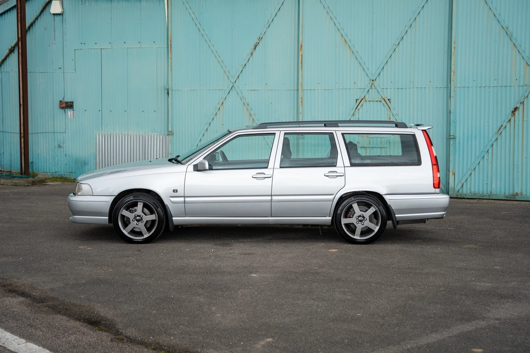 2000 Volvo V70 R 1st Gen - Image 16 of 31